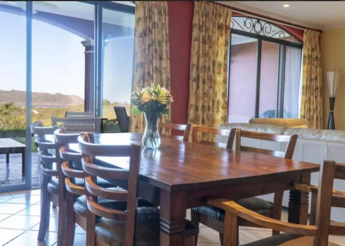4 Bedroom, 4 Bath, Golf Course, Reserva Conchal Apartamento Playa Conchal