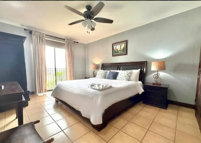 Apartamento 4 Bedroom, 4 Bath, Golf Course, Reserva Conchal