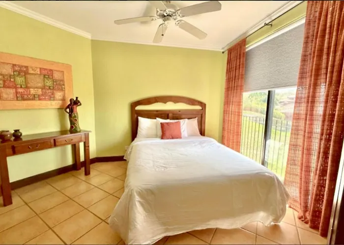 4 Bedroom, 4 Bath, Golf Course, Reserva Conchal *
