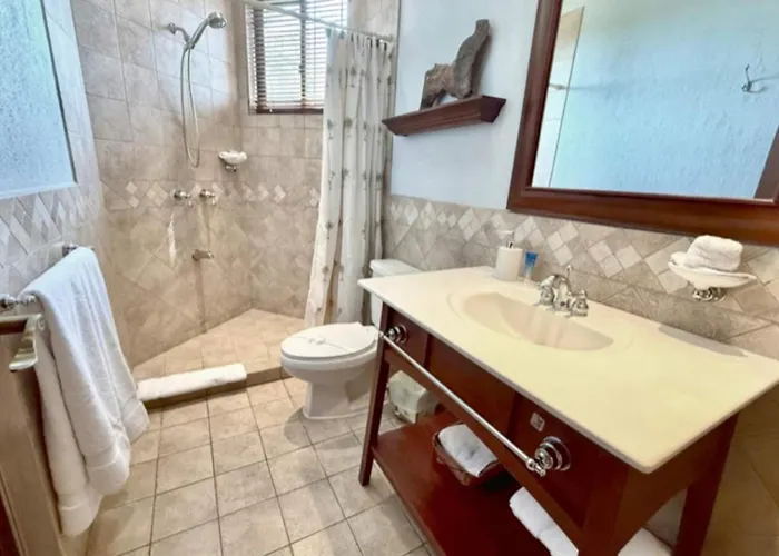 4 Bedroom, 4 Bath, Golf Course, Reserva Conchal Playa Conchal